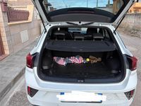 Usata VW T-Roc R-line 116 CV (85 kW) 2024 SUV