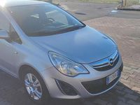 Usata Opel Corsa 75 CV (55 kW) 2012 Argento Utilitaria