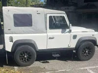Usata Land Rover Defender 122 CV (89 kW) 2004 Bianco Station wagon