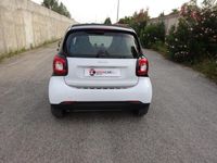 Usata Smart ForFour 90 CV (66 kW) 2016 Bianco Utilitaria