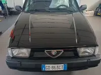 Usata Alfa Romeo 75 185 CV (136 kW) 2021 Nero Berlina