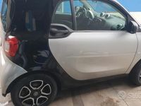 Usata Smart ForTwo Electric Drive 44 kW (61 CV) 2019 Grigio Utilitaria