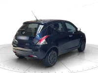 Usata Lancia Ypsilon Gold 69 CV (50 kW) 2019 Blu di blu Utilitaria