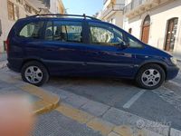 Usata Opel Zafira 101 CV (74 kW) 2003 Blu Monovolume