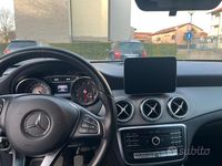 Usata Mercedes GLA180 122 CV (89 kW) 2019 Nero SUV