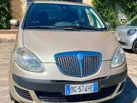 Usata Lancia Musa 95 CV (69 kW) 2007 Argento Monovolume