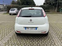 Usata Fiat Punto Lounge 75 CV (55 kW) 2014 Utilitaria