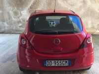 Usata Opel Corsa 75 CV (55 kW) 2006 Rosso Berlina