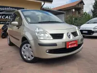 Usata Renault Modus Dynamique 75 CV (55 kW) 2007 Marrone Monovolume
