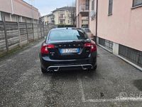Usata Volvo S60 R-Design 163 CV (119 kW) 2012 Nero Berlina