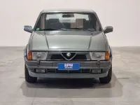 Usata Alfa Romeo 75 148 CV (108 kW) 1988 Verde Berlina