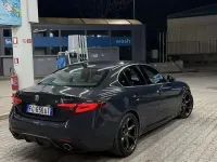 Usata Alfa Romeo Giulia Super 150 CV (110 kW) 2016 Grigio Berlina