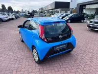 Usata Toyota Aygo X-clusiv 72 CV (52 kW) 2020 Blu/azzurro Utilitaria