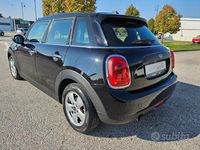 Usata Mini ONE 102 CV (75 kW) 2021 Nero Utilitaria