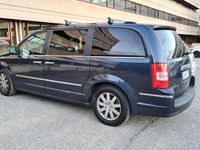 Usata Chrysler Grand Voyager Limited 163 CV (119 kW) 2008 Blu/azzurro Monovolume