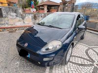 Usata Fiat Punto Young 77 CV (56 kW) 2016 Blu Utilitaria