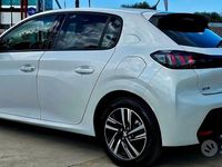 Usata Peugeot 208 Allure 100 CV (73 kW) 2021 Bianco Utilitaria