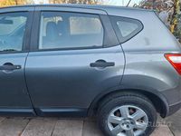 Usata Nissan Qashqai 106 CV (77 kW) 2012 Grigio SUV