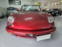 Usata Alfa Romeo Spider 106 CV (77 kW) 1990 Bordeaux Cabrio