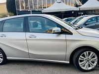 Usata Mercedes B180 Premium 122 CV (89 kW) 2014 Grigio Monovolume