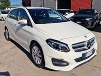 Usata Mercedes B180 109 CV (80 kW) 2019 Bianco Monovolume