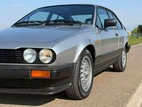 Usata Alfa Romeo GTV 131 CV (96 kW) 1983 Argento Coupé