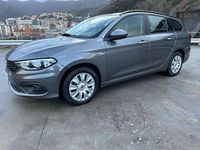 Usata Fiat Tipo Easy 120 CV (88 kW) 2017 Grigio Station wagon
