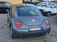 Usata VW New Beetle 90 CV (66 kW) 2002 Grigio Utilitaria