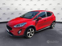 Usata Ford Fiesta Active 86 CV (63 kW) 2018 Rosso Utilitaria