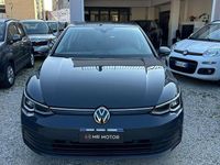 Usata VW Golf VIII Life 131 CV (96 kW) 2022 Grigio Berlina
