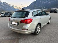 Usata Opel Astra Sport 110 CV (80 kW) 2012 Grigio Station wagon