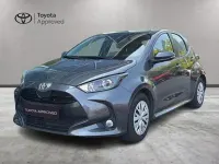 Usata Toyota Yaris Active 2022 Dark grey met Utilitaria