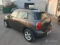 Usata Mini Cooper D Countryman 90 CV (66 kW) 2012 Grigio SUV