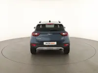 Usata Kia Stonic 120 CV (88 kW) 2018 Blu SUV