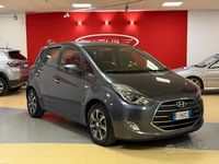 Usata Hyundai ix20 Comfort 90 CV (66 kW) 2017 Grigio Utilitaria