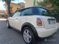 Usata Mini ONE 75 CV (55 kW) 2009 Beige Utilitaria