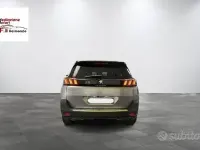 Usata Peugeot 5008 GTi 131 CV (96 kW) 2022 Grigio SUV
