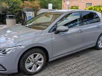 Usata VW Golf VIII Life 110 CV (80 kW) 2021 Blu/azzurro Berlina
