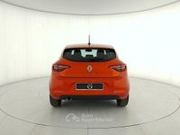 Usata Renault Clio V SE 67 CV (49 kW) 2022 Arancione Berlina