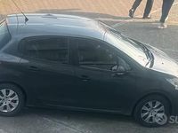 Usata Peugeot 208 82 CV (60 kW) 2013 Nero Utilitaria