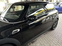 Usata Mini ONE 75 CV (55 kW) 2020 Nero Utilitaria