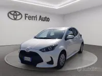 Usata Toyota Yaris Active 116 CV (85 kW) 2025 Bianco Utilitaria