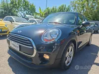 Usata Mini ONE 75 CV (55 kW) 2018 Nero Utilitaria