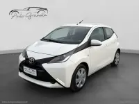 Usata Toyota Aygo Cool 69 CV (50 kW) 2016 Bianco Utilitaria