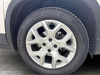 Usata Jeep Avenger Altitude 101 CV (74 kW) 2023 Bianco nero SUV