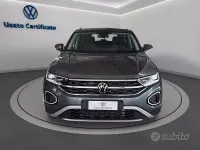 Usata VW T-Roc Style 110 CV (80 kW) 2023 Smoky grey metalizzato SUV