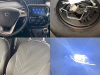 Usata Lancia Ypsilon 69 CV (50 kW) 2021 Grigio Utilitaria