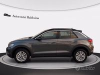 Usata VW T-Roc Life 150 CV (110 kW) 2024 Grigio SUV