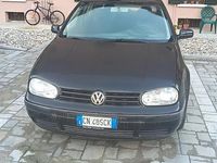 Usata VW Golf IV 90 CV (66 kW) 2001 Nero Berlina