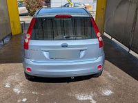 Usata Ford Fiesta 75 CV (55 kW) 2007 Blu Utilitaria